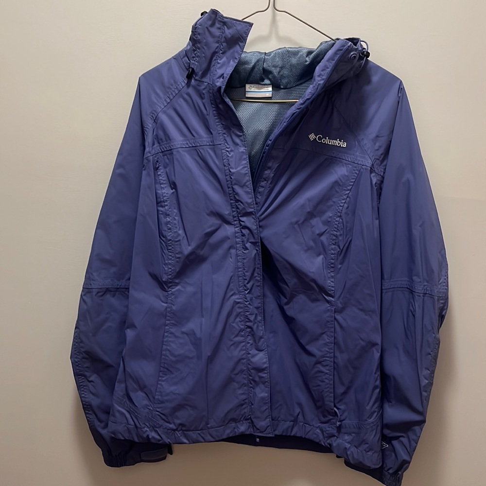 Blue Columbia rain jacket with hood, size medium